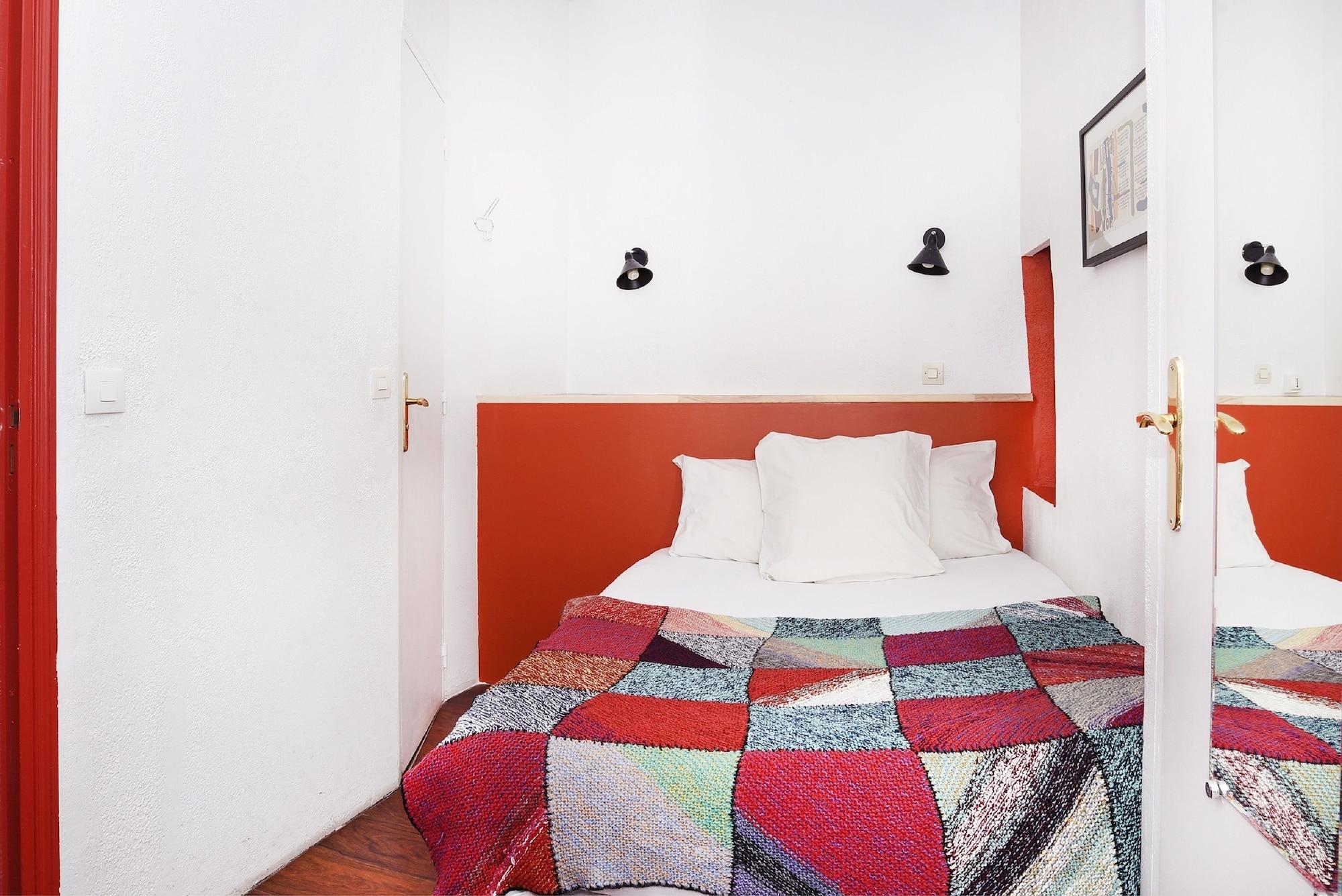 Zazie Hotel Paris Exterior photo